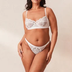 Blossom Balcony BH & String Set - Weiß