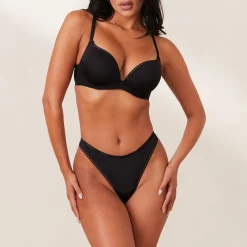 Comfort Push-Up T-shirt BH & String Set - Schwarz