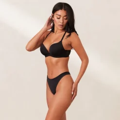 Comfort Push-Up T-shirt BH & String Set - Schwarz