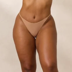 Everyday Form G-String - Honig