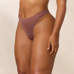 Everyday Form String - Muskat