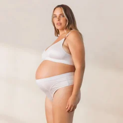 Nurture Still-BH und String/Slip Set - Crèmefarben