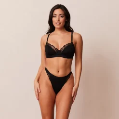 Ribbed Balcony BH und String/Slip Set - Schwarz