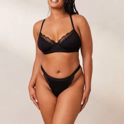Ribbed Balcony BH und String/Slip Set - Schwarz