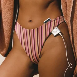 Sunstripe Bikini-String mit Hohem Bein - Retro-Streifen