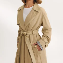 Trenchcoat mit Wildlederbesatz - Sand